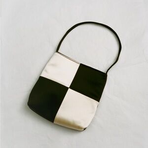 100% satin silk Hai Vera Checked Bag in Black and Ivory